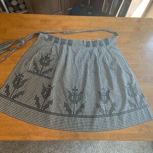 Vintage kitchen apron with pocket